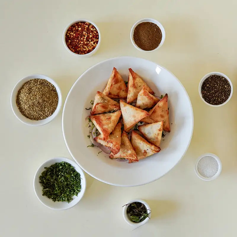 Chicken Qeema Samosi (12 pieces)