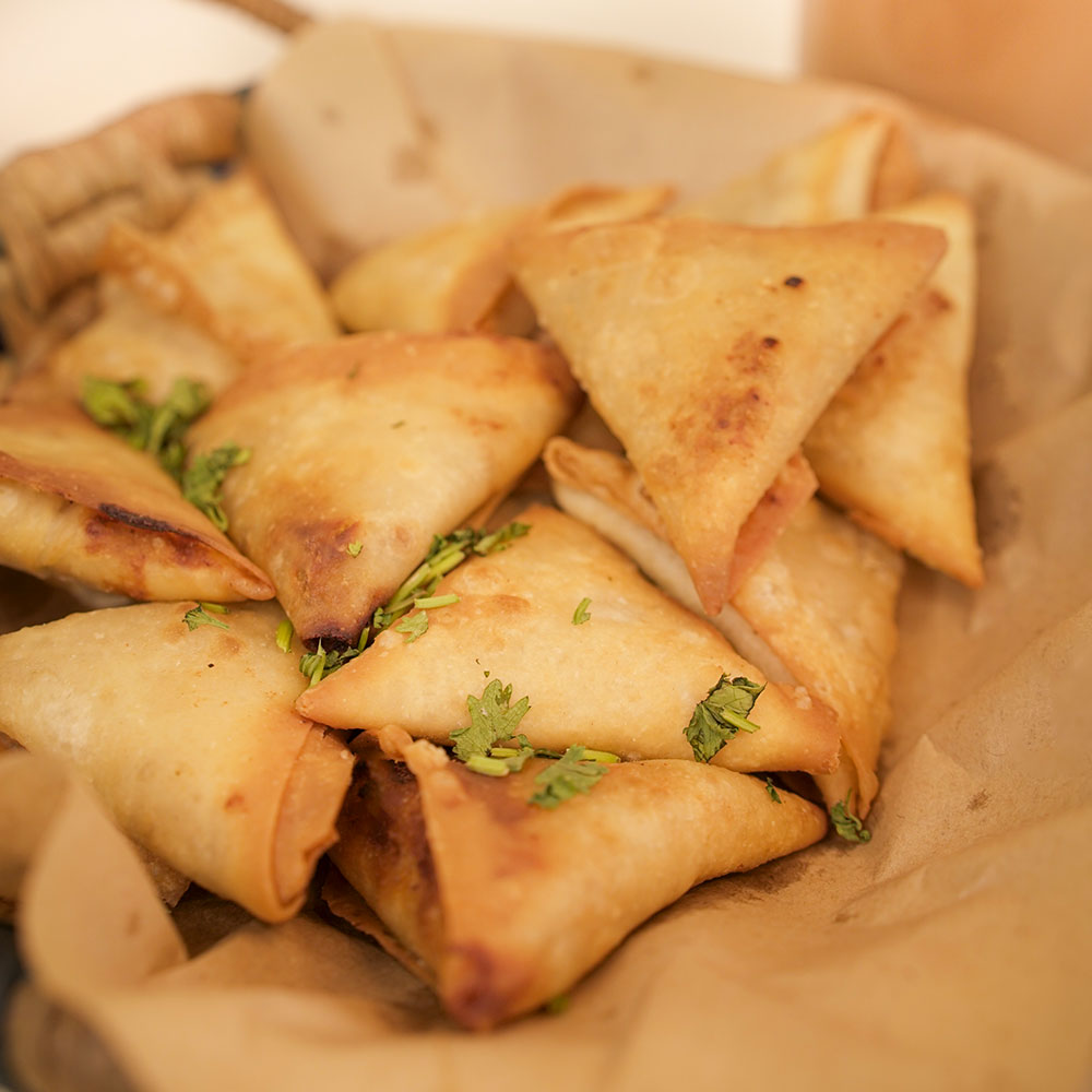 Beef Qeema Samosi (12 pieces)
